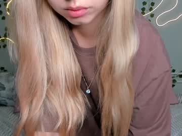 girl Webcam Sex Crazed Girls with melissa_babyss