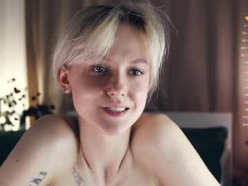 girl Webcam Sex Crazed Girls with lili_summer