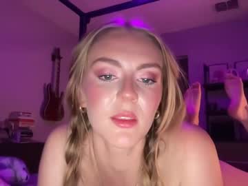 girl Webcam Sex Crazed Girls with littleangelkittyy