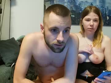 couple Webcam Sex Crazed Girls with julia_official