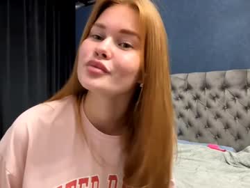 girl Webcam Sex Crazed Girls with innocen_shy_cute